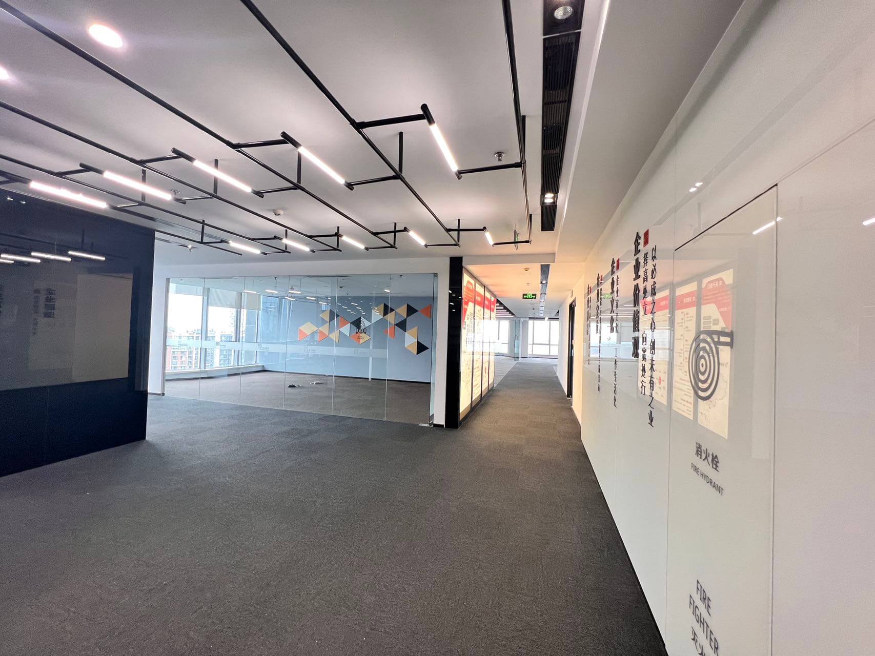 嘉美中心/东煌大厦   700平米办公室